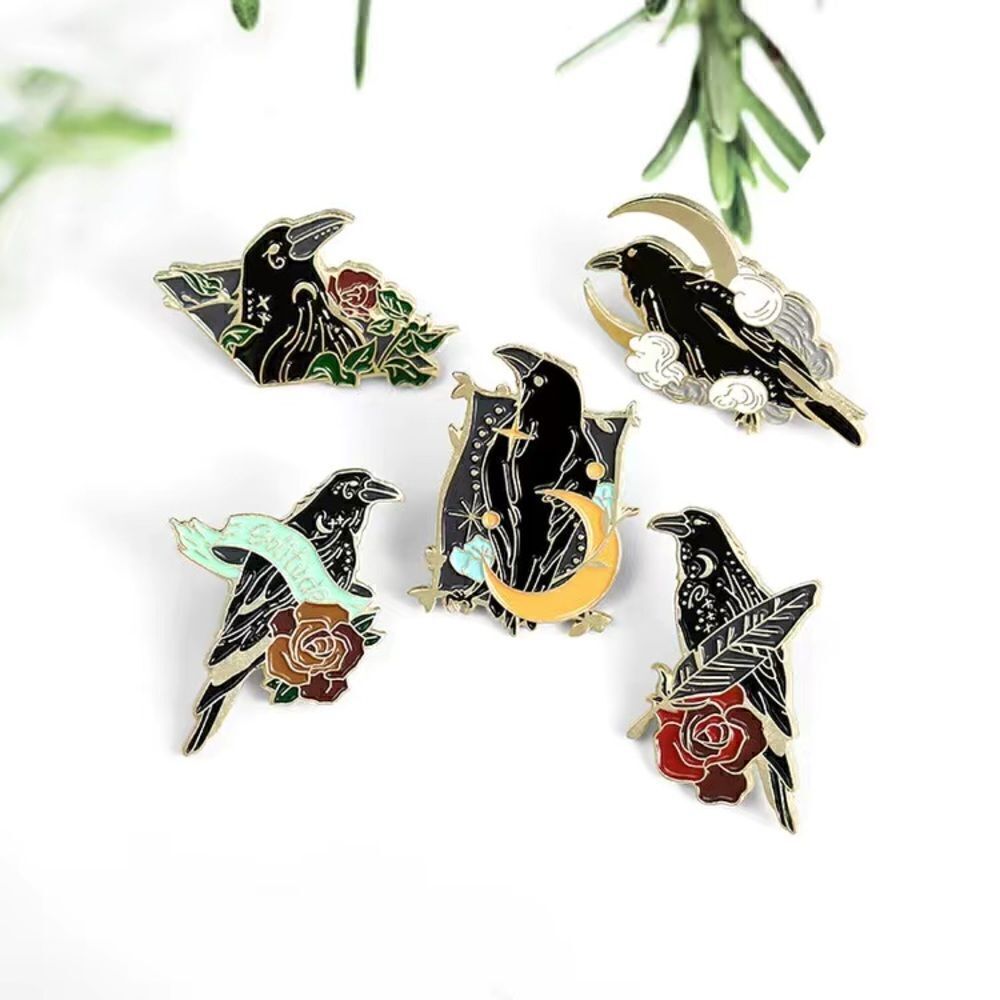 Solitude Raven enamel pin - Picture 3 of 5